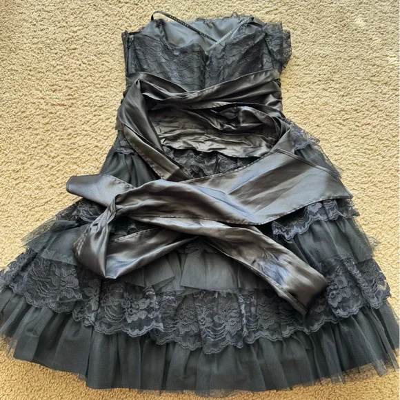 Masquerade Black Lace Strapless Gown - Picture 16 of 16